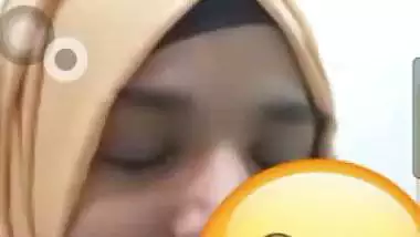 Bengali hijab nurse on duty boob show to boyfriend