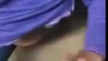 Desi whorish aunty gives own nephew handjob