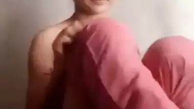 Virgin college teen viral naked video call sex