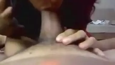 Indian Bhabhi Giving Head