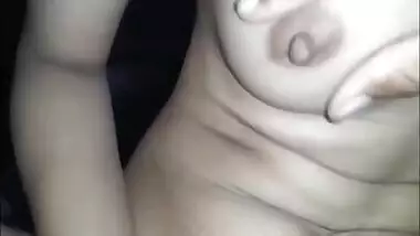 Dost Ki Wife Lund Dekh Kr Pagal Ho Gyi . Mote Lund Se Chudi