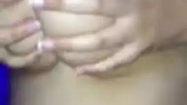 bhabhi playing with herself