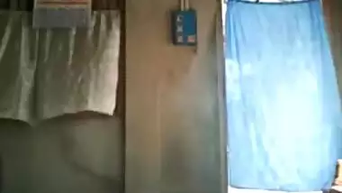 Sexy figured hot desi wife getting laid by her...