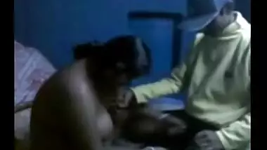 Big boobs Tamil aunty satisfying customer on bed