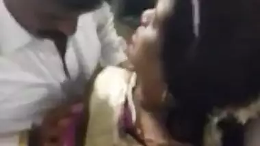 Horny Aunty giving boob to lover and lip kiss inside train toilet