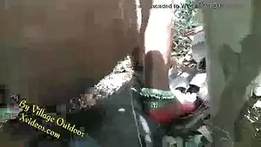 Naukraani aur Bihari home owner ki free Bhojpuri sex video