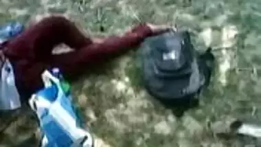 Indian Girl allow to play her lover with her Boobs in a Park