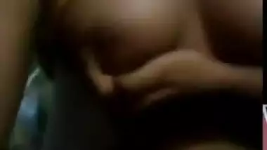 Desire to have sex fills guys when they see XXX Indian girl's boobs