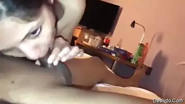 Sri Lankan Hot Girl Blowjob