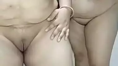 Desi Bhabhi With Her Friend Naked On Tango Live With Live Cam