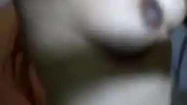 Today Exclusive-sexy Desi Girl Record Her Nude Video For Lover