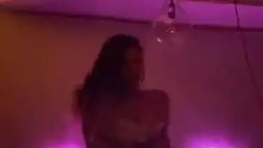 Desi Babe Smoking n Sucking Dick after Club Part 1