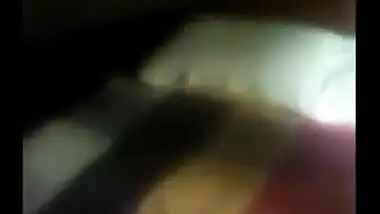 Desi makes hot XXX things with MMS video maker close-up in the dark