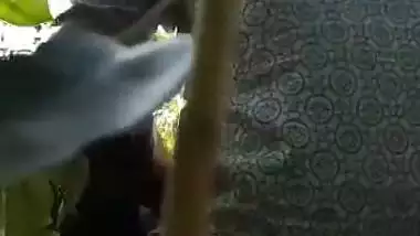 Desi randi village outdoor sex in plantation field