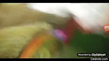 Desi village bhabi bath and show pussy midnight