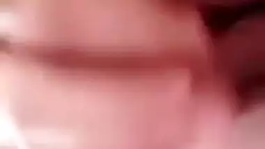 Beautiful Bhabi Showing Her Bigboobs And Pussy