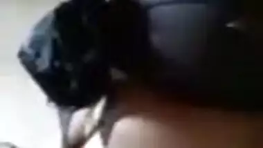 Huge boobs mallu aunty Sari strip 1