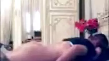 Amateur Arab girlfriend fucking homemade on bed