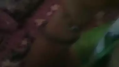 Slutty bhabhi in saree is ready for sex with client