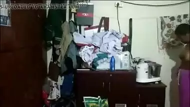 tamil housewife nude boobs show erotic after bath