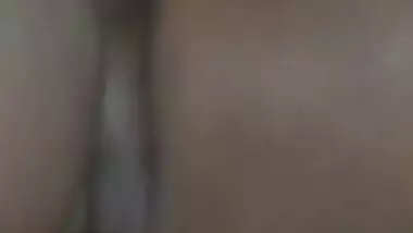 Trying To Make A Pregnant Lady Pussy Cum