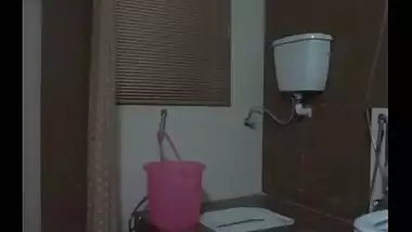 Hidden web camera hardcore home sex scandal of sexy Indian wife Hindi