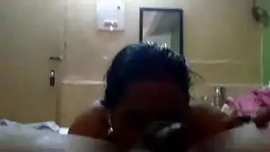 UP wali Aunty suck my dick and lick my ass