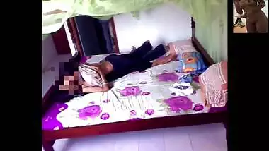 Indian Desi Couple Housewife first time in Sri...