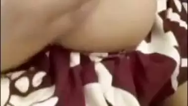 Boyfriend films porn video of the Desi woman playing with nipples